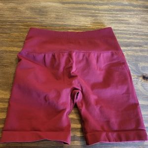 Aurola scrunch shorts